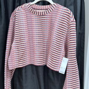 Urban Outfitters cropped sweater NWT